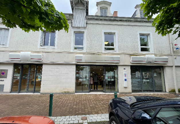 Local de 445 m2 env à vendre proche du Mans