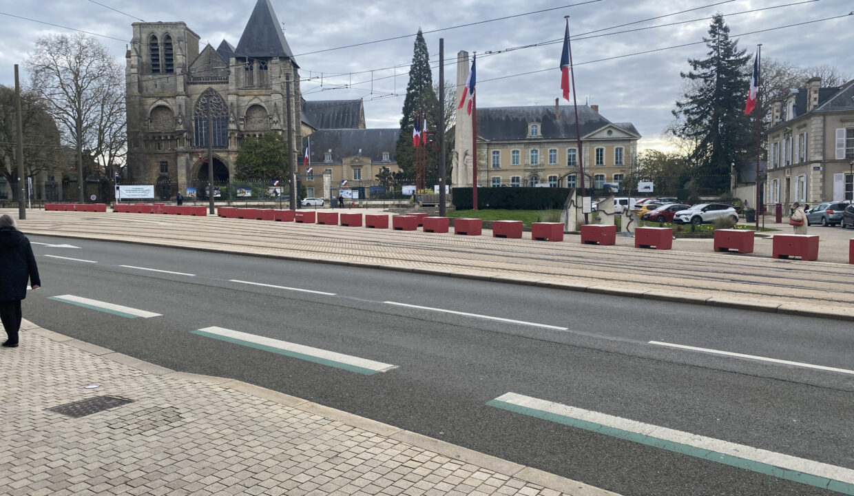 photo_26632cac535c5e3a46f33bf43ab05c06