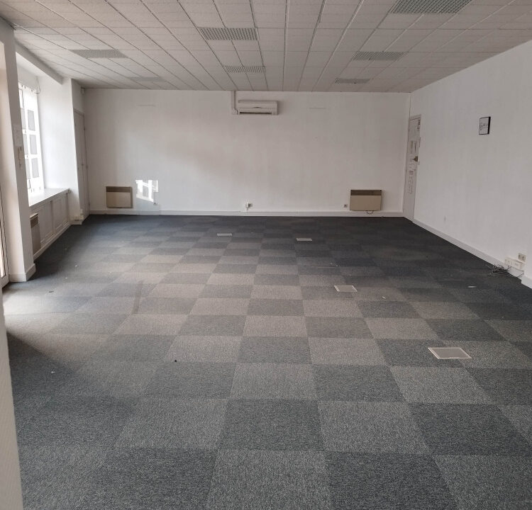 photo_8ff6b277a1023892ad664e8a6da7e55f