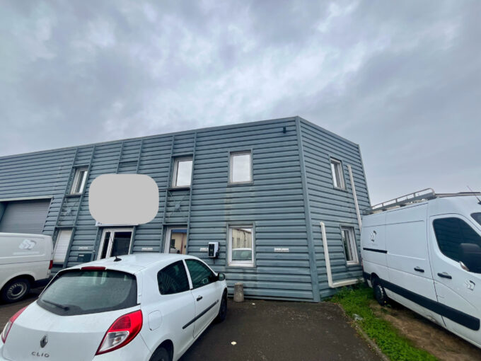 BATIMENT ACTIVITE A LOUER EN ZONE NORD