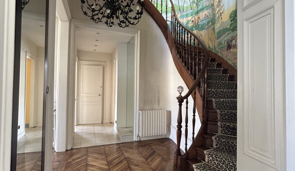 photo_f27e97497e6a3a44f44effb2b085c598