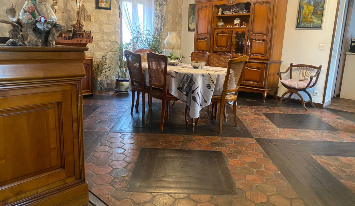 photo_492106deda991c905724730aba3ba878