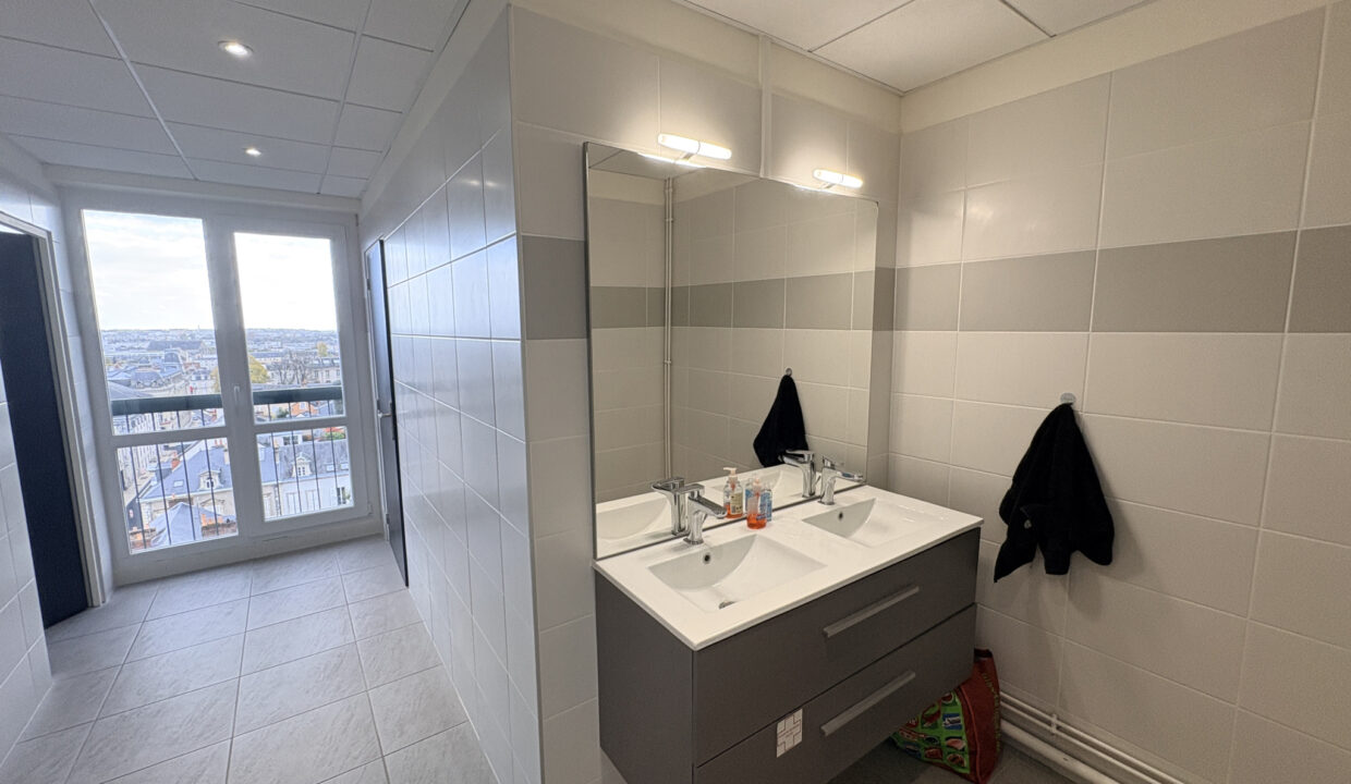 photo_e20998b2ec009669bcc131601c53d6e4