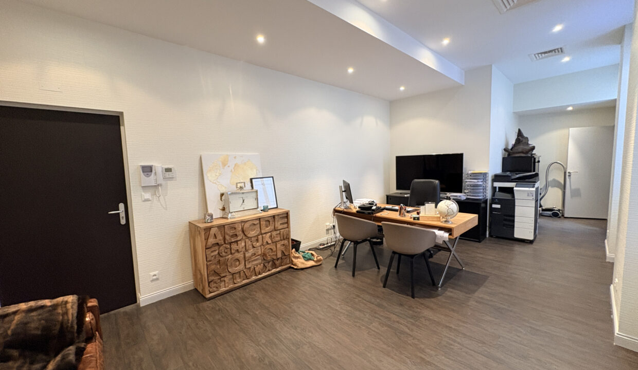 photo_049dd409c8cce137757fee4207b6ac70