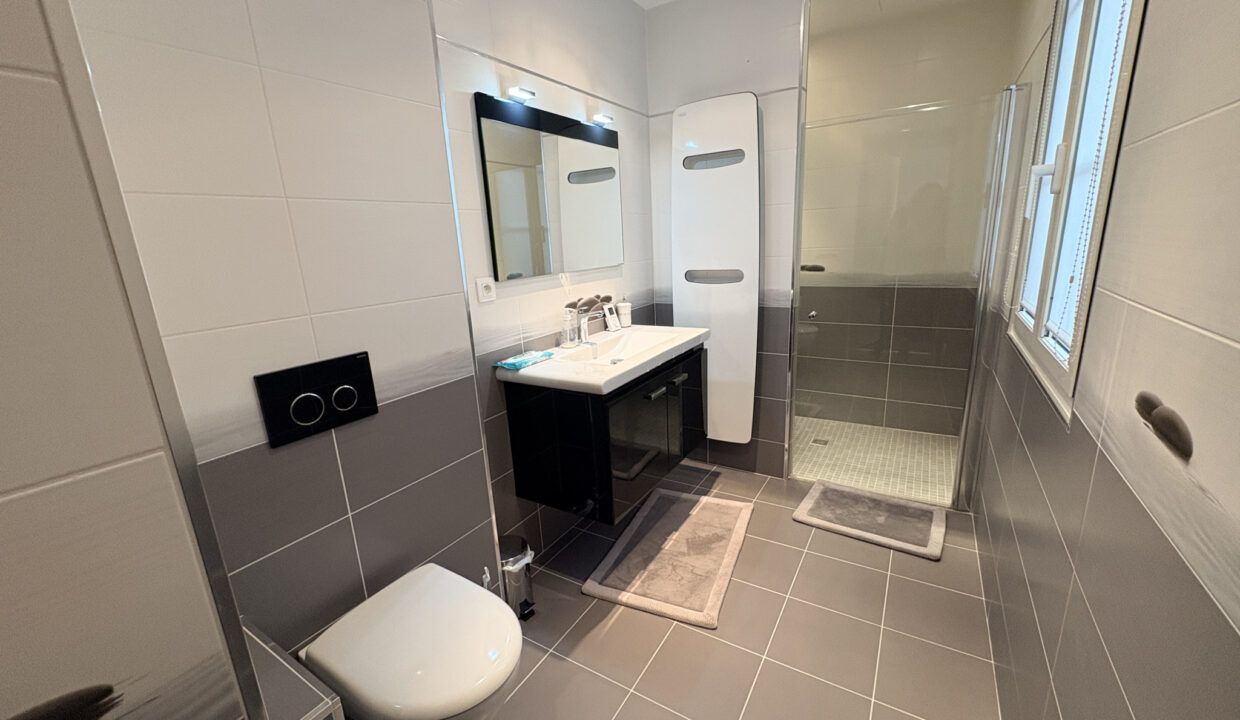 photo_79e025134696ed4190833cc547c77362