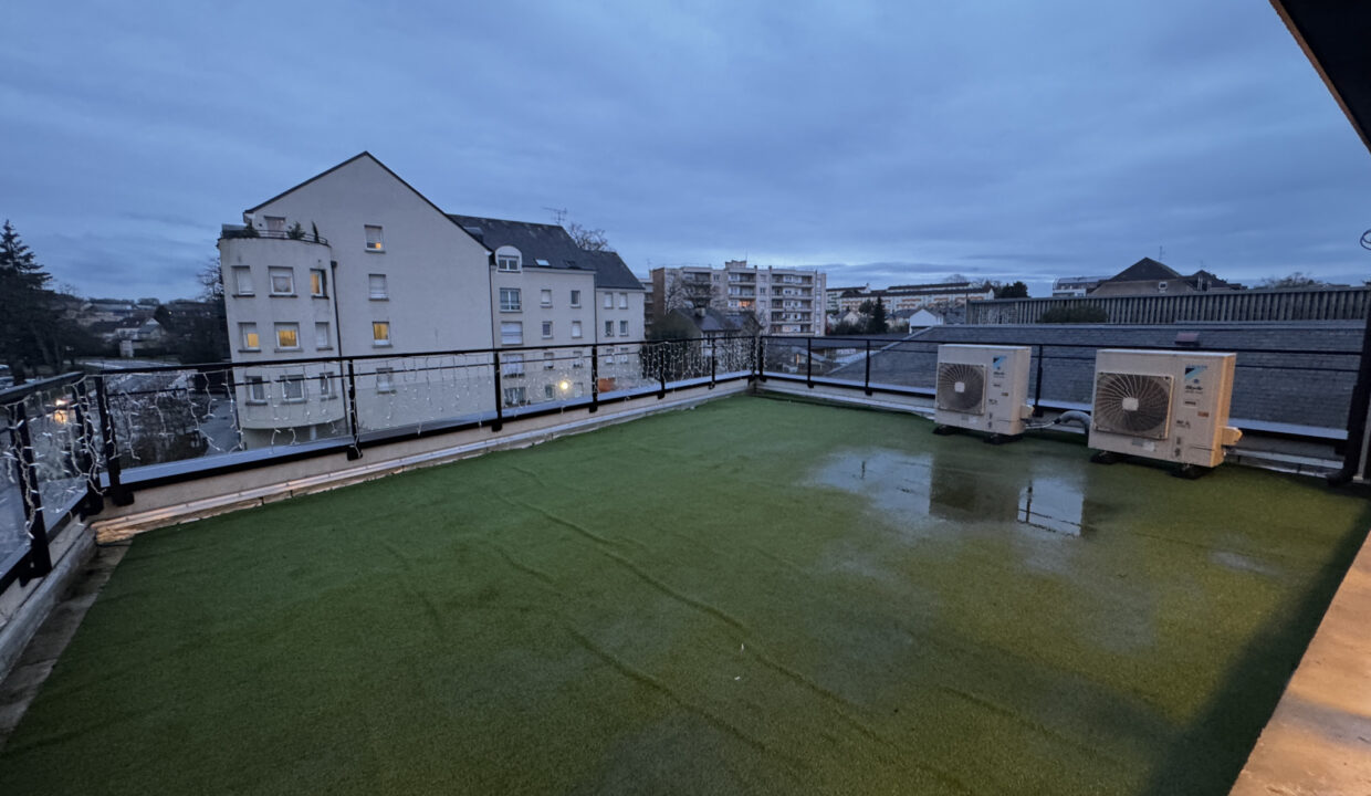 photo_76e040073951e66ee4d27fcb56c0f9e9