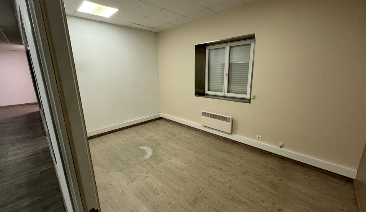 photo_926e39035bc17da93337bf455c5fb4b4